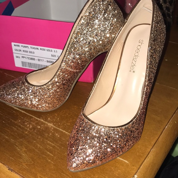 Rose gold heels - Picture 2 of 3
